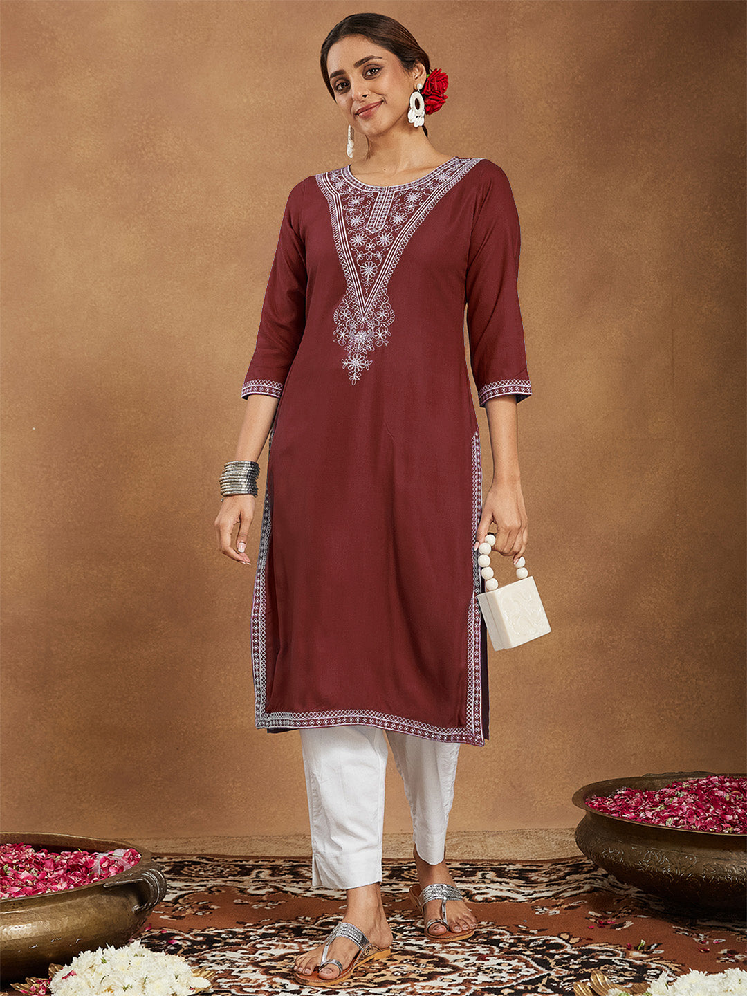 Naari By Shree Women's Maroon Rayon Embroidered Straight Kurta