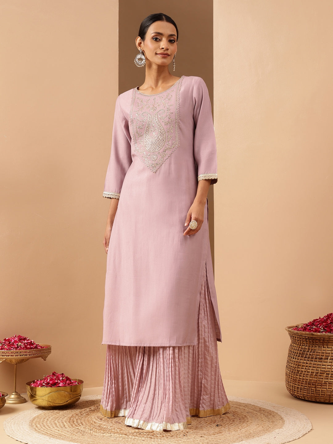 Naari By Shree Women's Lavender Silk Blend Yoke Embroidered Straight Kurta