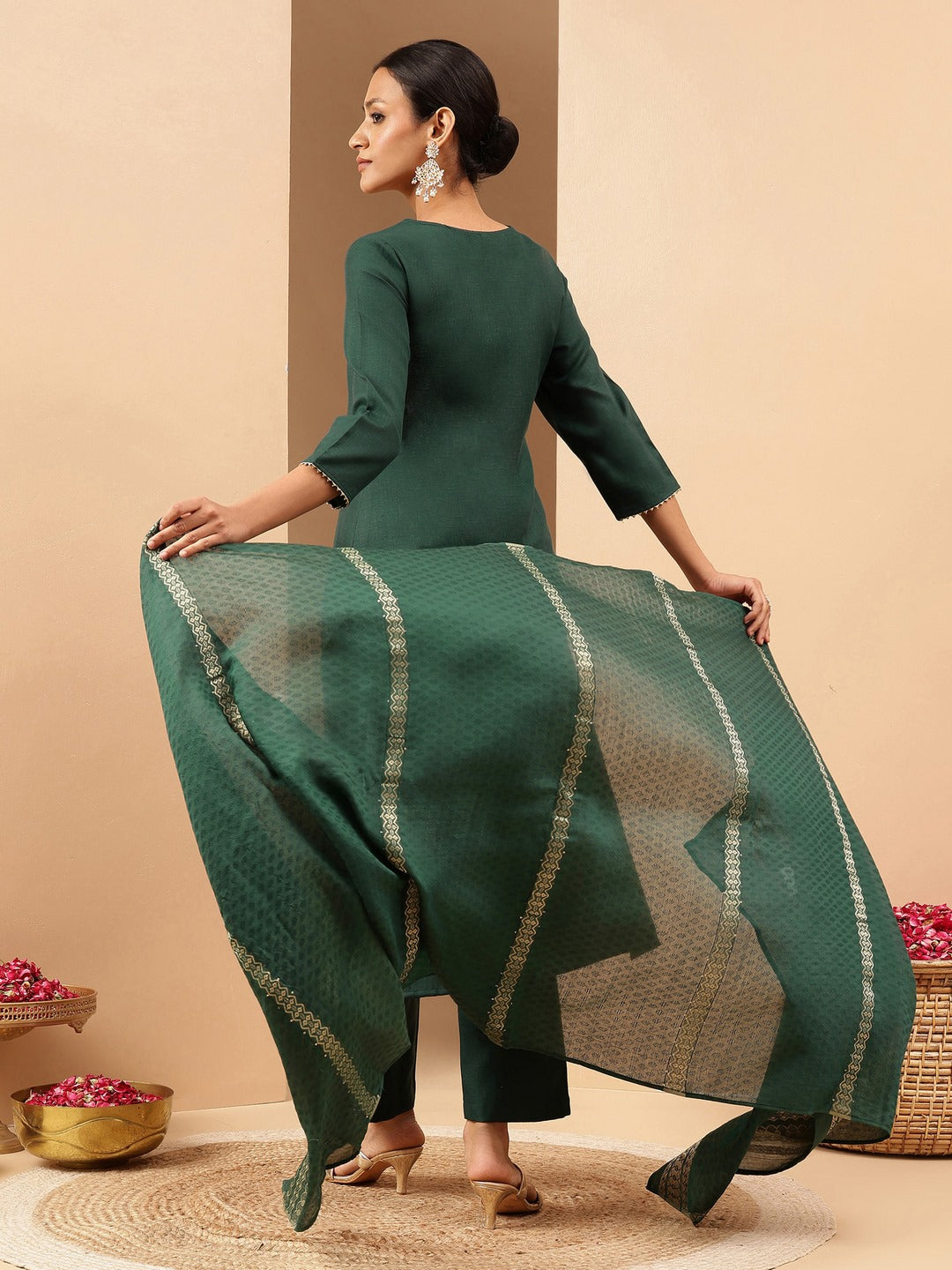 Naari By Shree Women's Bottle Green Cotton Blend Yoke Design Straight Kurta Set