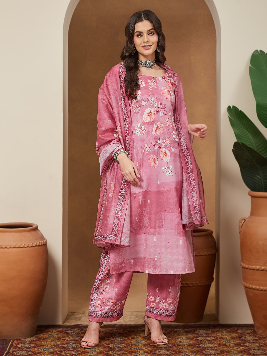 Naari By Shree Women's Pink Cotton Blend Floral Printed Straight Kurta Set