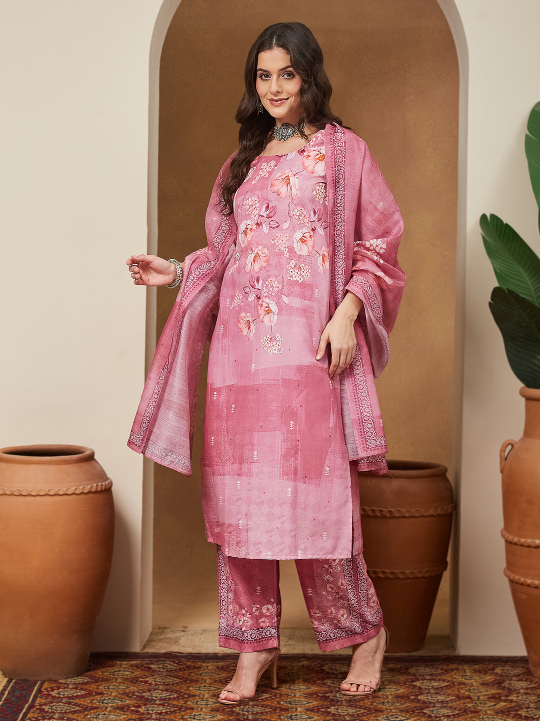 Naari By Shree Women's Pink Cotton Blend Floral Printed Straight Kurta Set