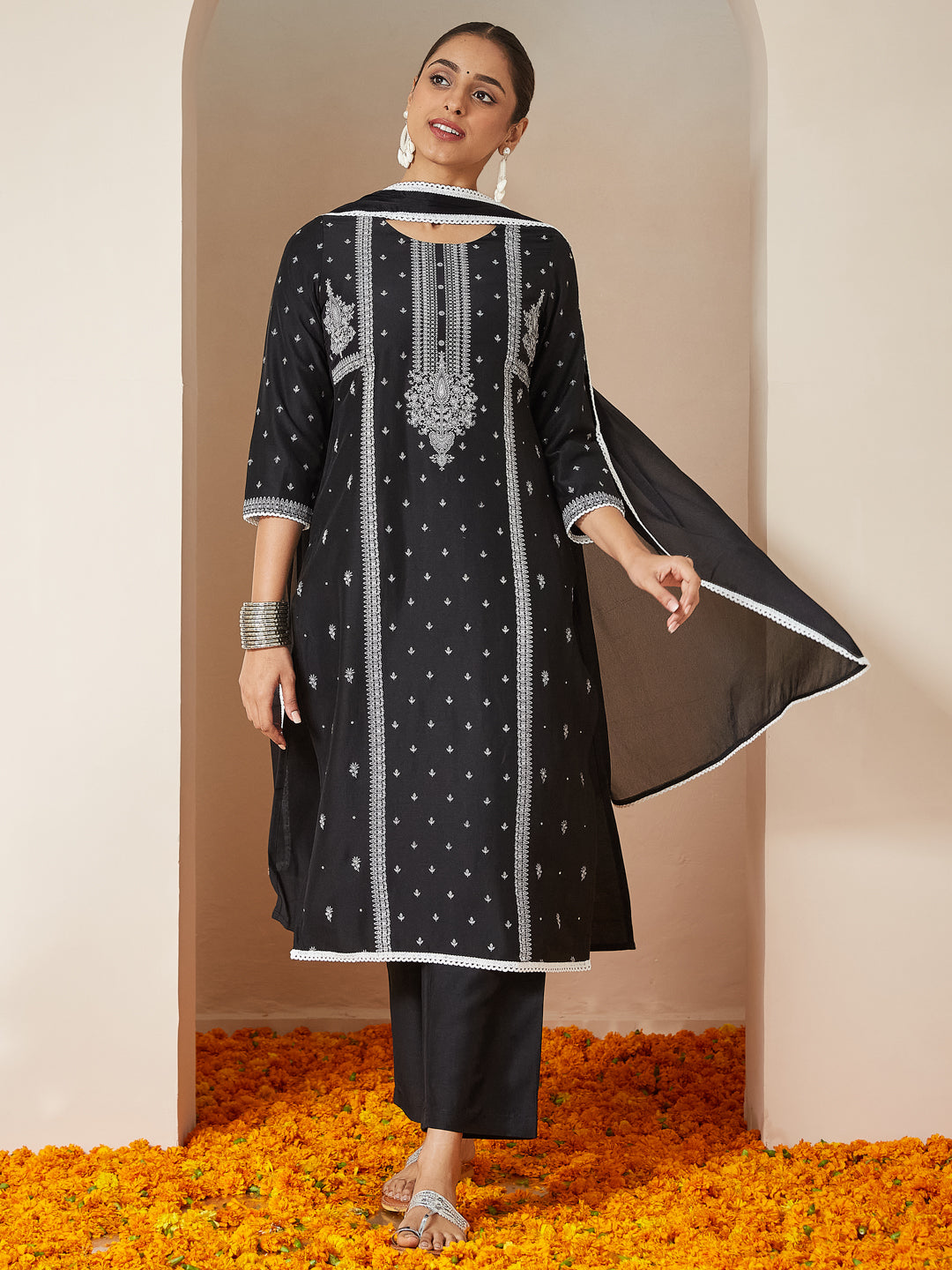 Naari By Shree Women's Black Silk Blend Ethnic Printed Straight Kurta Set