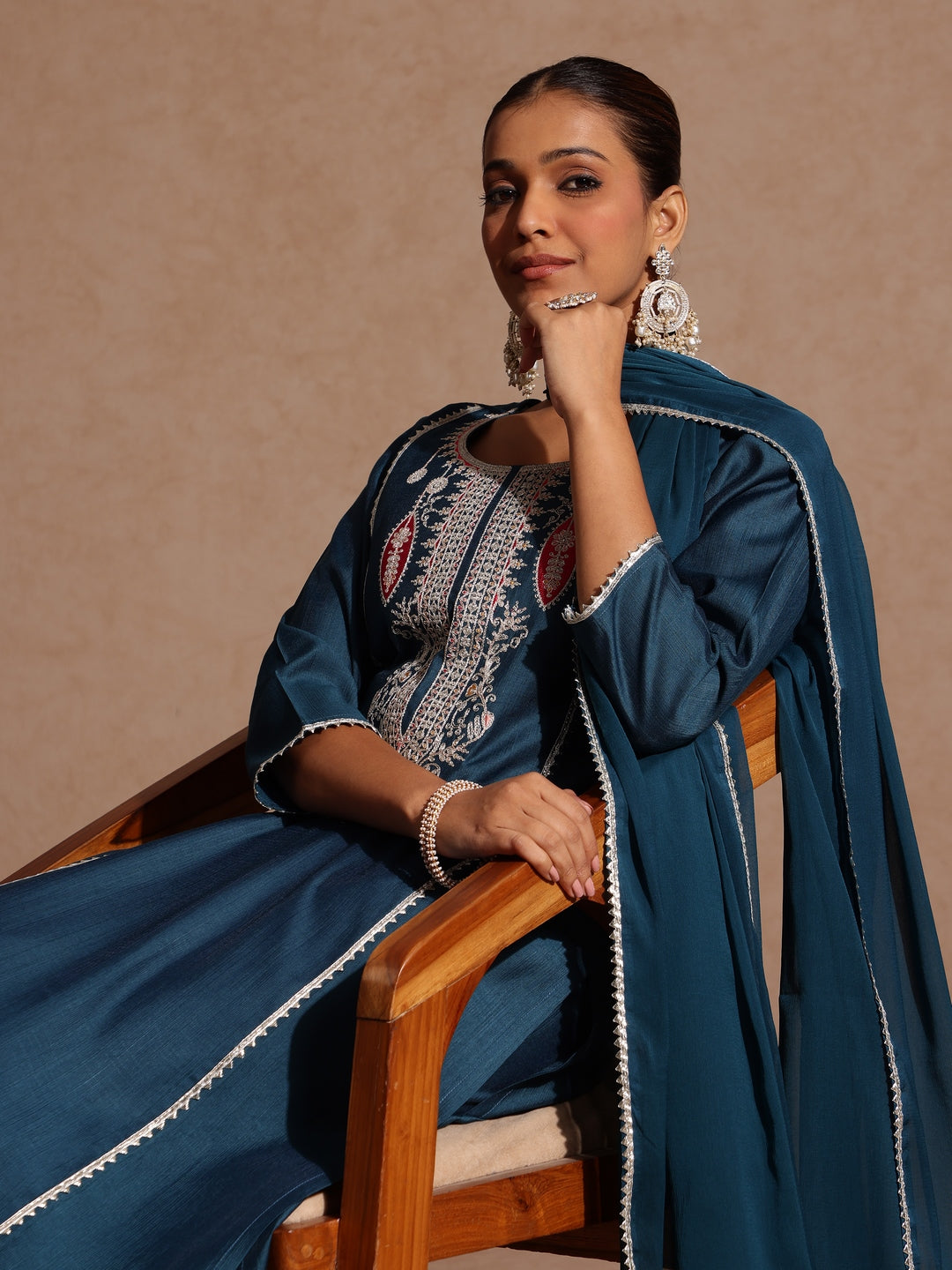 Naari By Shree Women's Teal Blue Silk Blend Embroidered Straight Kurta Set