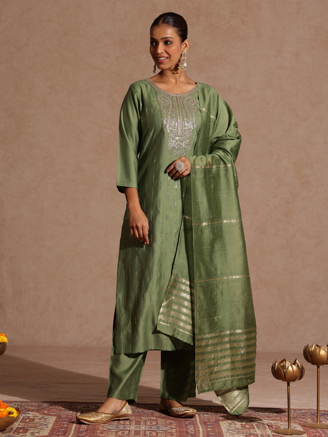 Naari By Shree Women's Green Silk Blend Embellished Straight Kurta Set