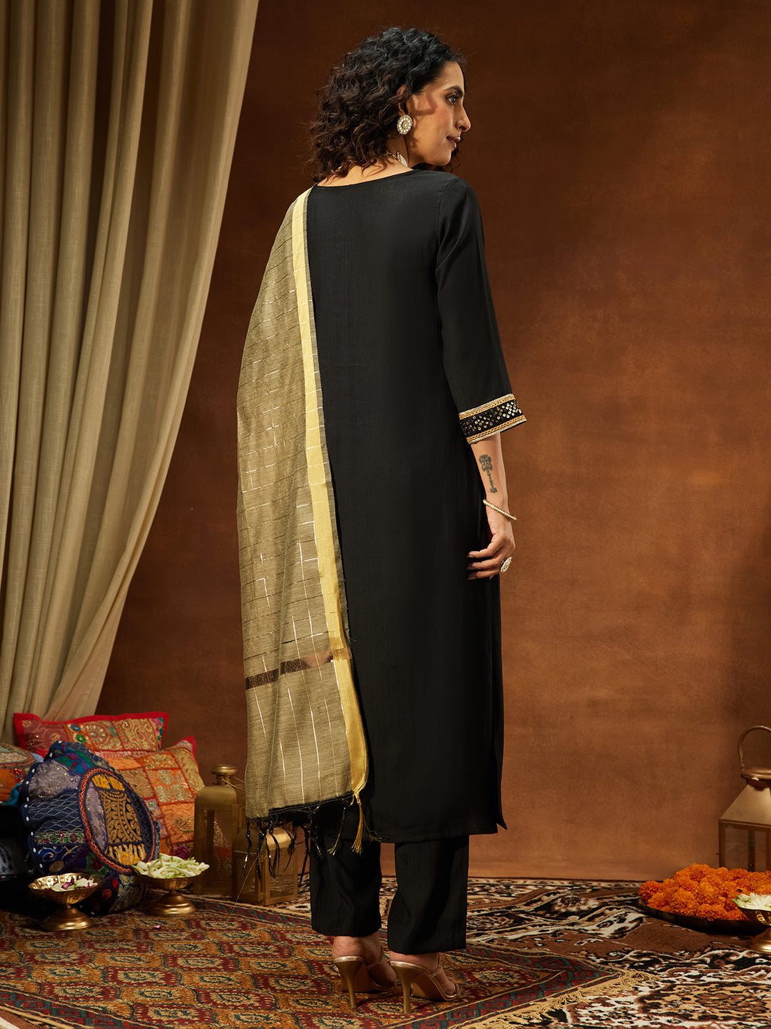Naari By Shree Women's Black Silk Blend Embellished Straight Kurta Set