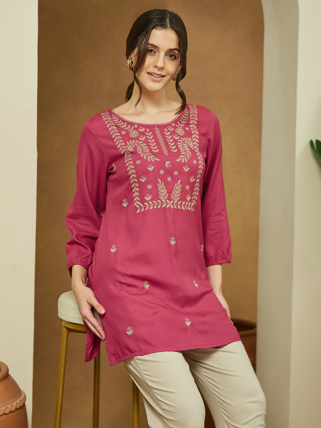 Naari By Shree Women's Magenta Pink Rayon Embroidered Straight Short Kurti