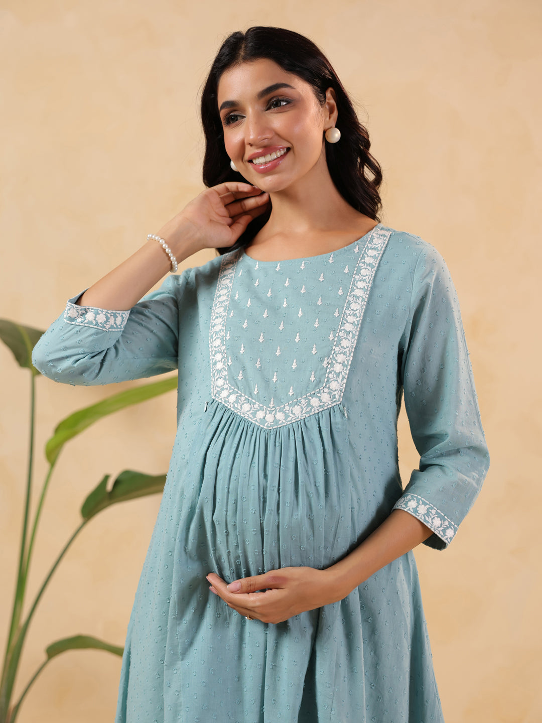 Naari By Shree Women's Light Blue Dobby Pure Cotton Yoke Embroidered A-line Maternity Kurta Pant Set
