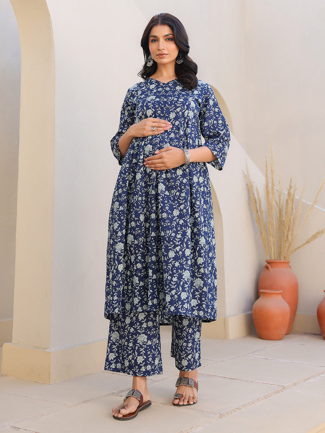 Naari By Shree Indigo Pure Cotton Floral Printed Gathered Maternity Kurta Set