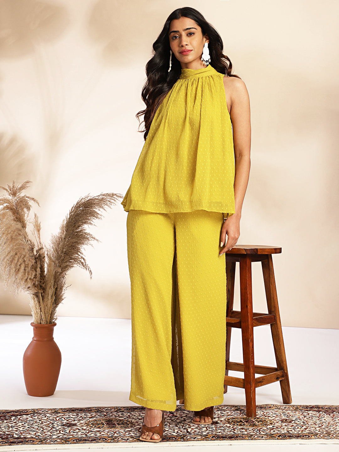 Naari By Shree Yellow Dobby Chiffon Solid Co-ord Set