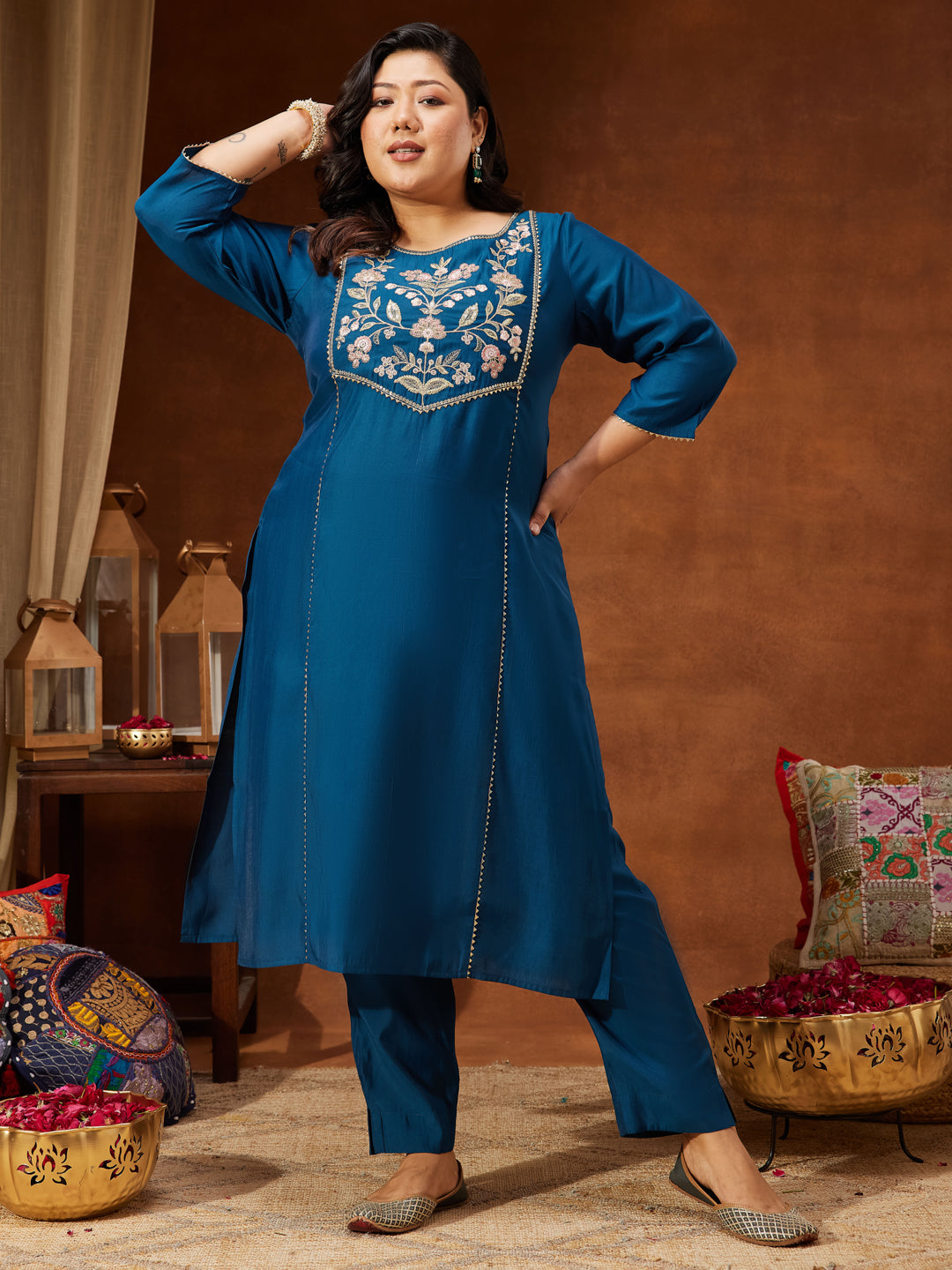Naari By Shree Women's Plus Size Teal Chanderi Silk Embroidered Straight Kurta Set