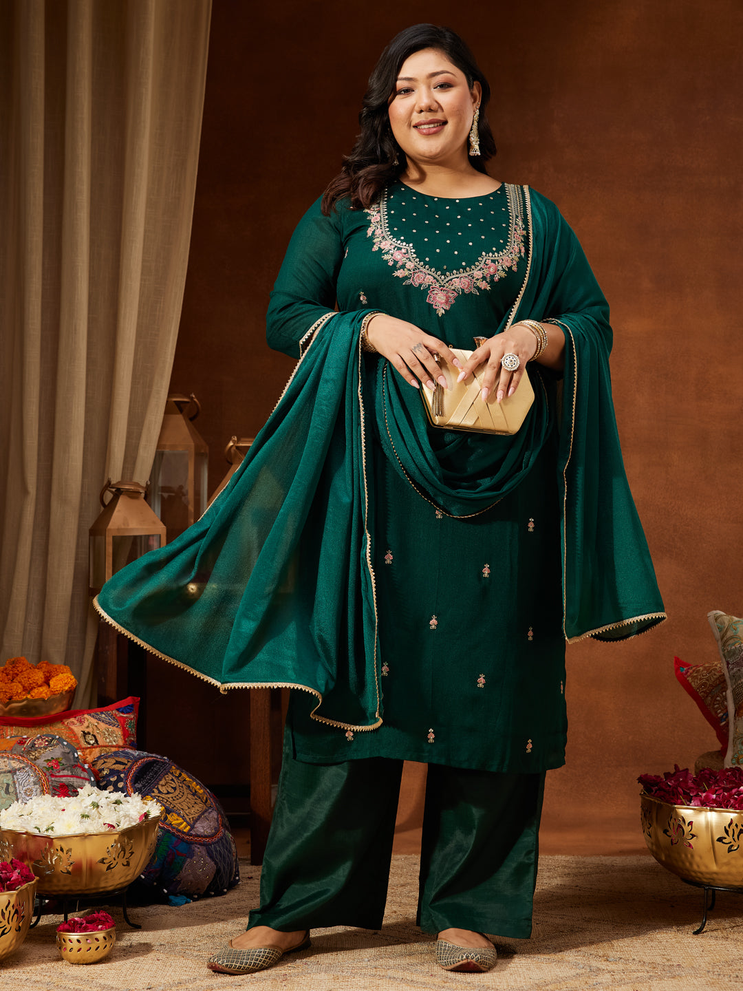 Naari By Shree Women's Plus Size Bottle Green Silk Blend Zari Embroidered Straight Kurta Set